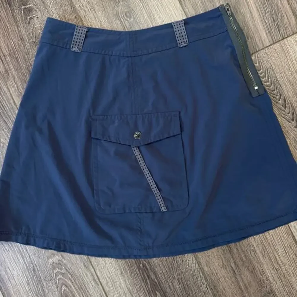 Title Nine lightweight cargo hiking skirt utility style gray